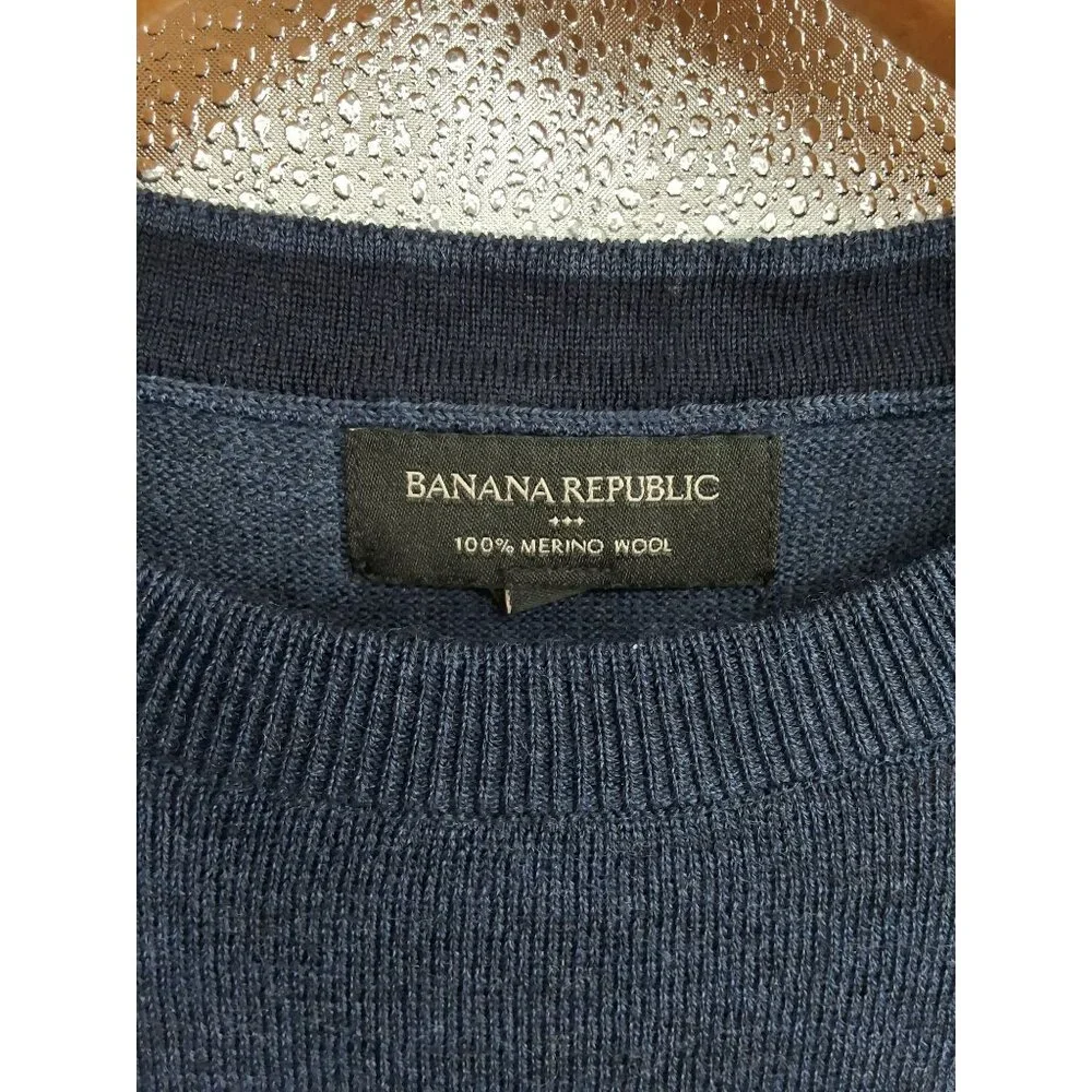 Banana Republic 100% Merino Wool Mens Sweater Medium Navy Crewneck‎
